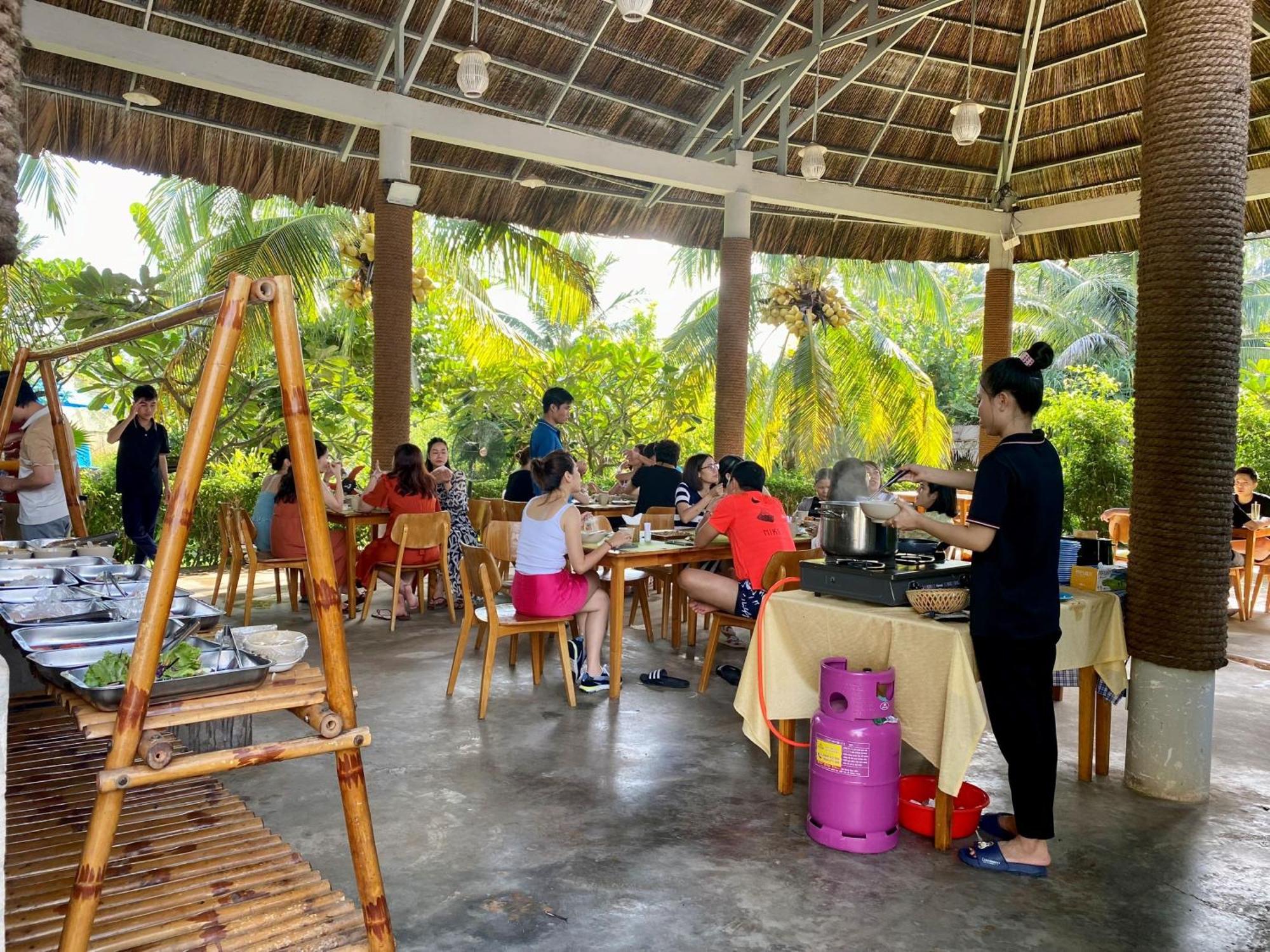 Me Bungalow Beach Resort Phan Thiết Ngoại thất bức ảnh